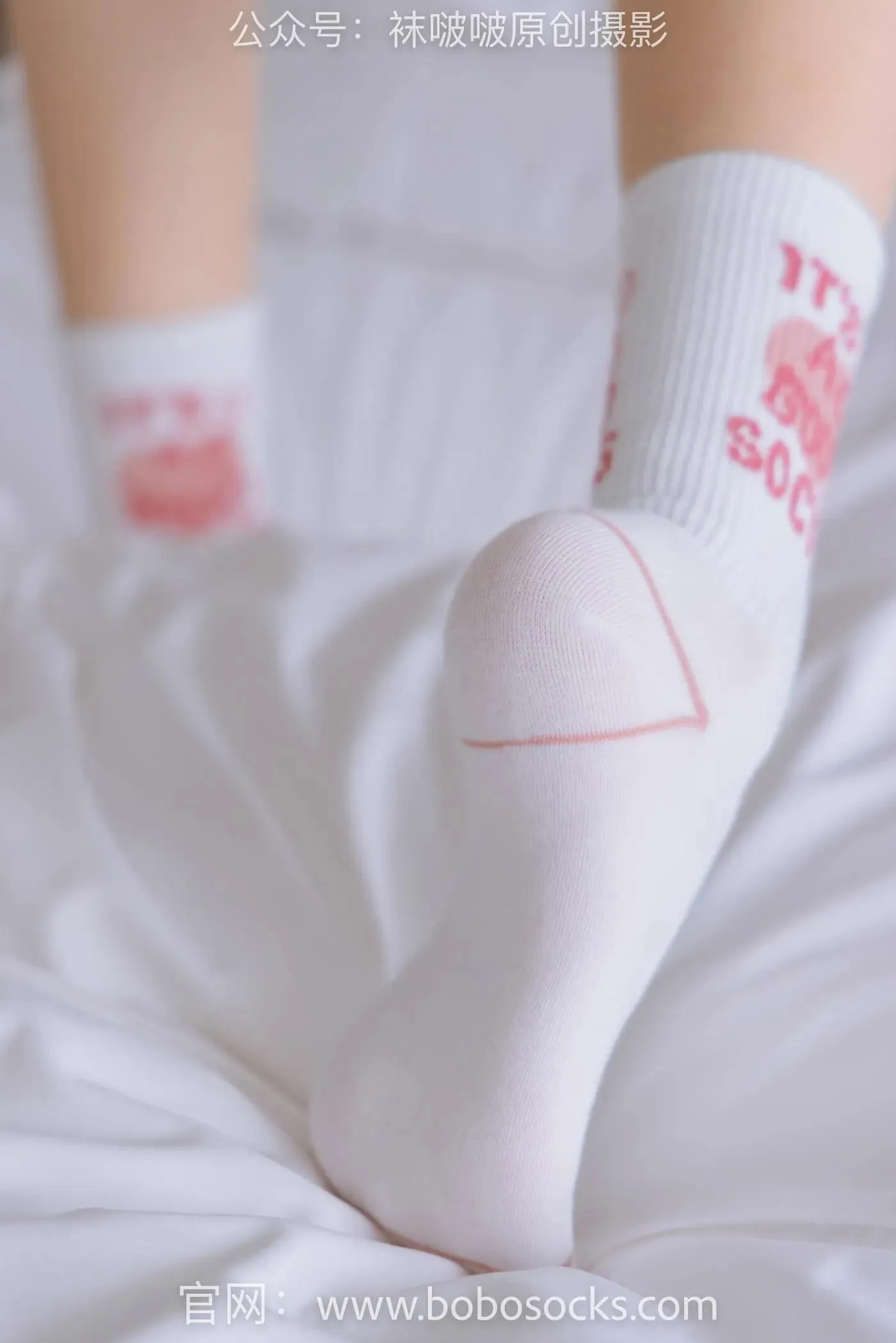 [BoBoSocks袜啵啵]NO.143 稚予-匡威板鞋、vans帆布鞋、两双白棉袜 [166P]插图5